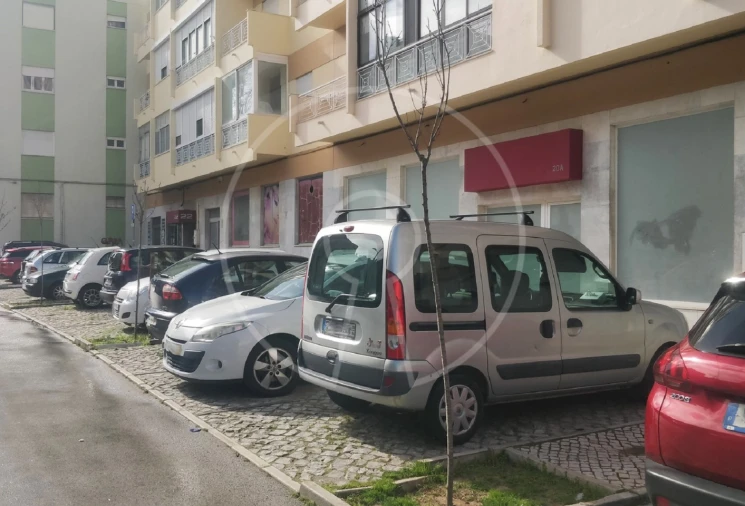Loja para Venda em Alto do Seixalinho, Santo André e Verderena Foto 3