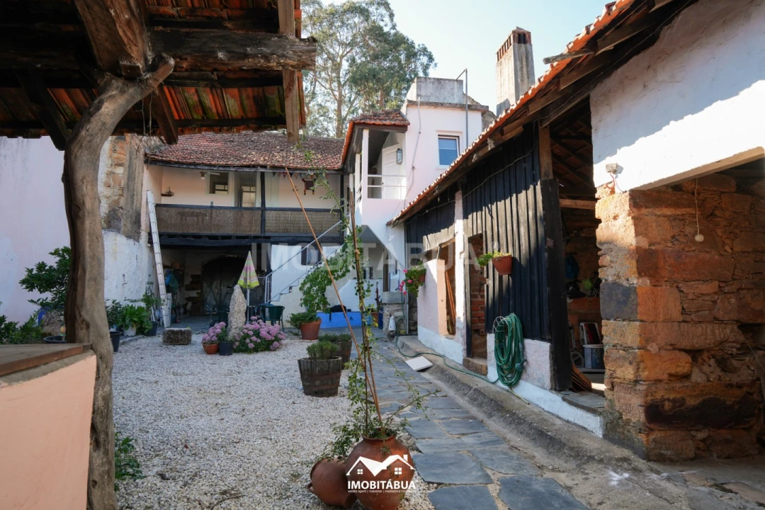 Moradia T4 para Venda em Ázere e Covelo Foto 29