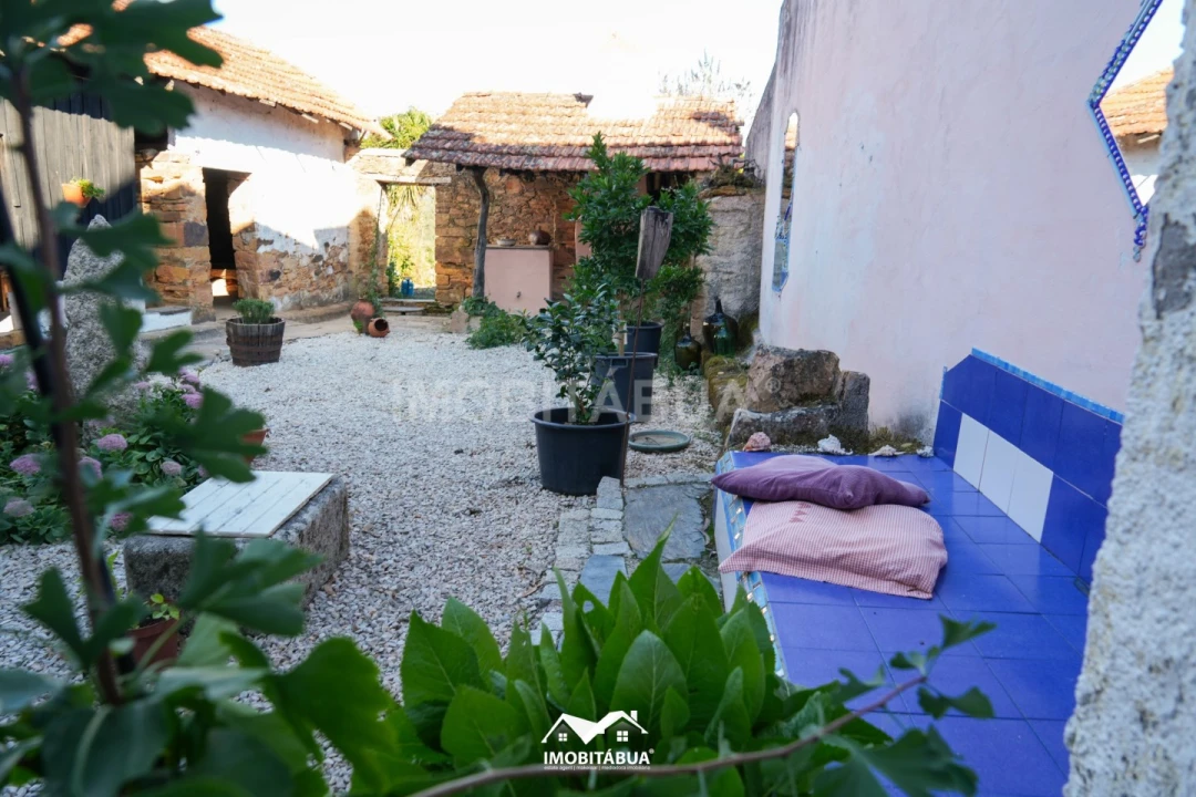 Moradia T4 para Venda em Ázere e Covelo Foto 30