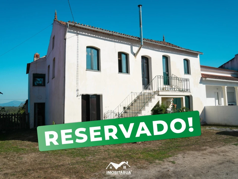 Moradia T4 para Venda em Ázere e Covelo Foto 1