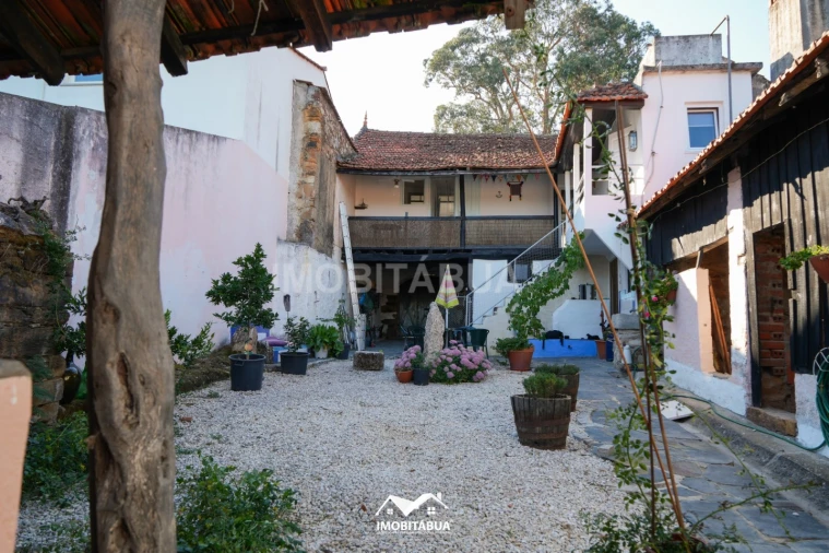 Moradia T4 para Venda em Ázere e Covelo Foto 28