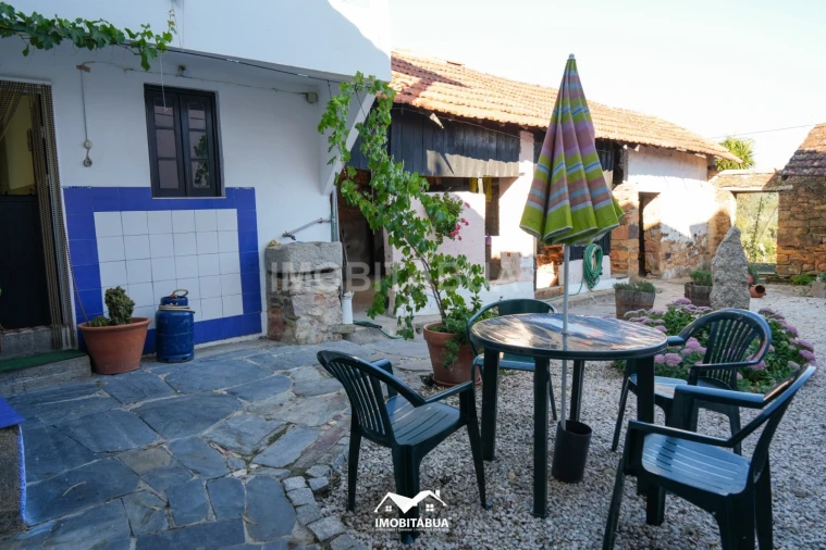 Moradia T4 para Venda em Ázere e Covelo Foto 31