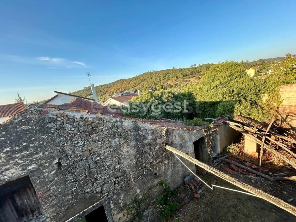 Moradia T2 para Venda em Chãos Foto 10