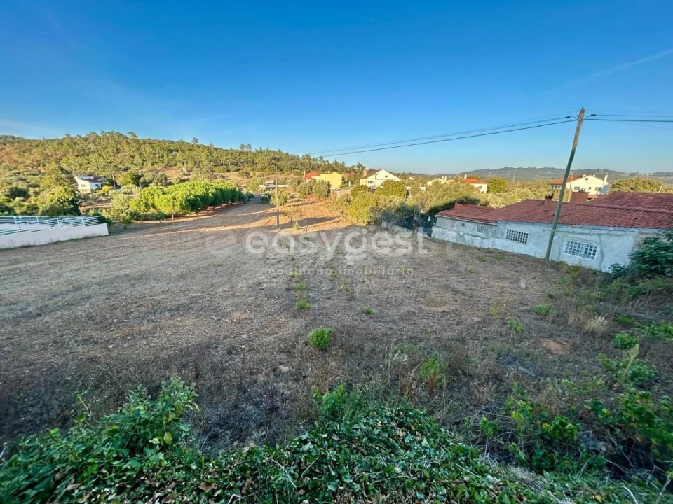 Moradia T2 para Venda em Chãos Foto 25