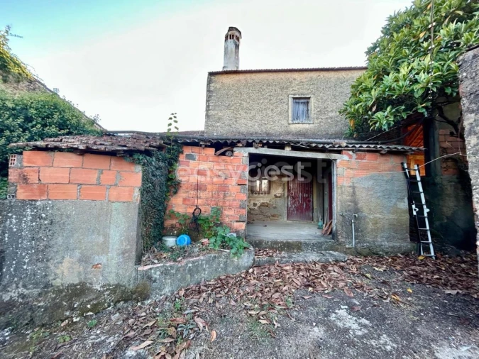 Moradia T2 para Venda em Chãos Foto 11