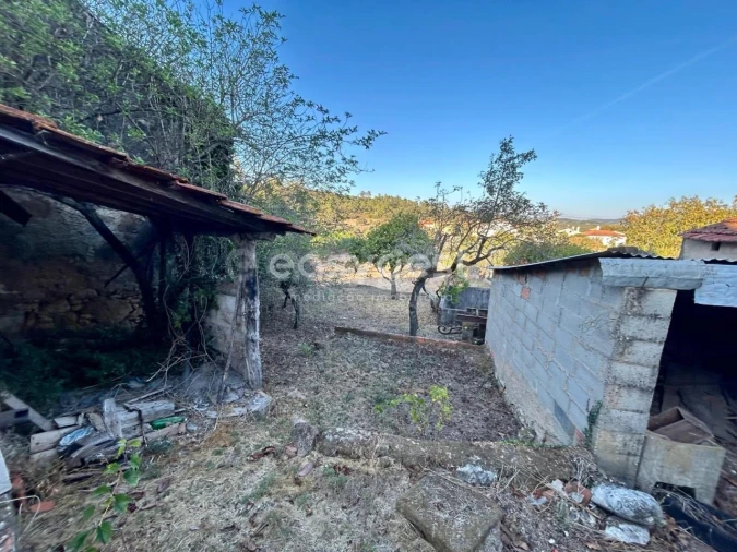 Moradia T2 para Venda em Chãos Foto 23