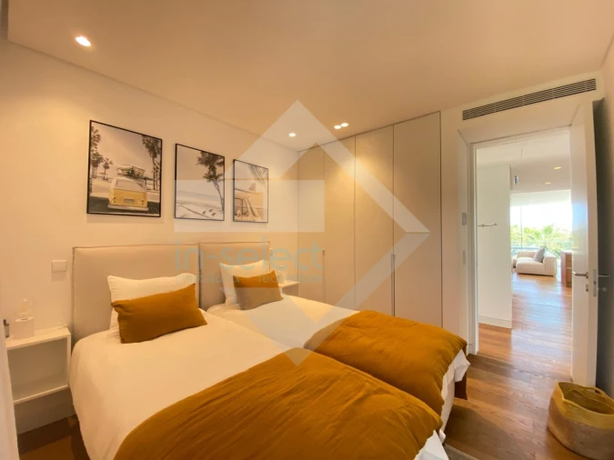 Apartamento T3 para Venda em Quarteira Foto 4