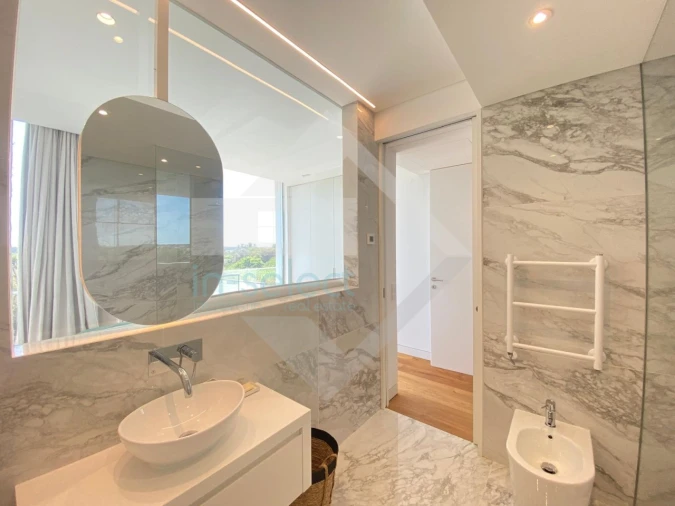 Apartamento T3 para Venda em Quarteira Foto 23