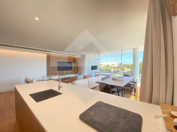 Apartamento T3 para Venda em Quarteira Foto 31