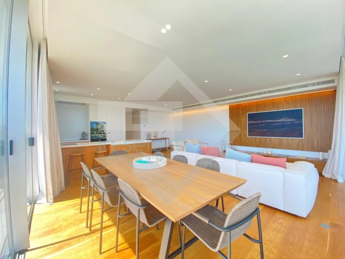 Apartamento T3 para Venda em Quarteira Foto 40