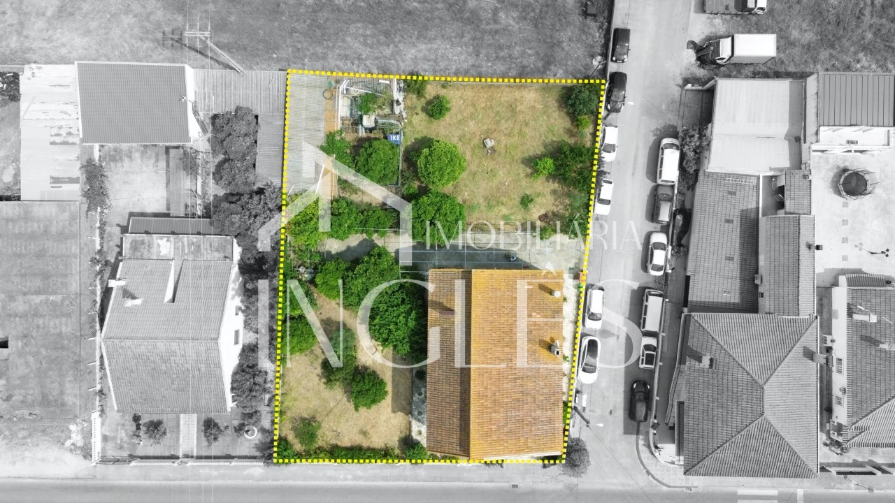 Moradia T3 para Venda em Fazendas de Almeirim Foto 1