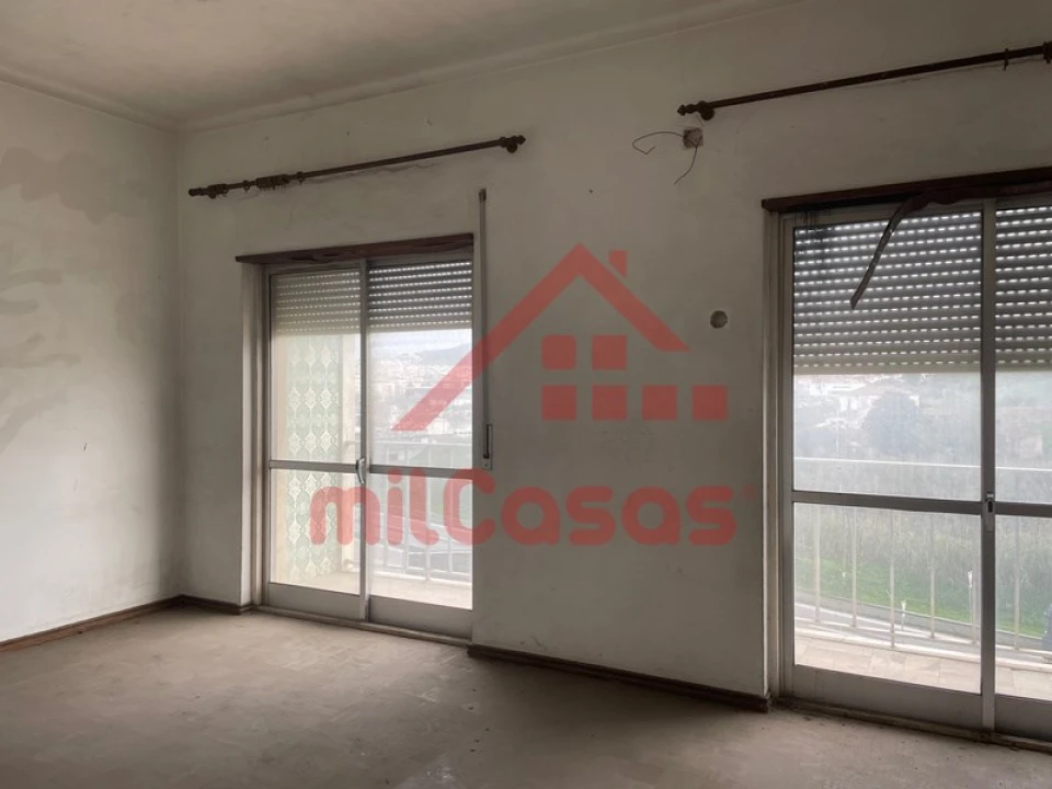 Prédio para Venda em Santa Maria, São Pedro e Matacães Foto 13