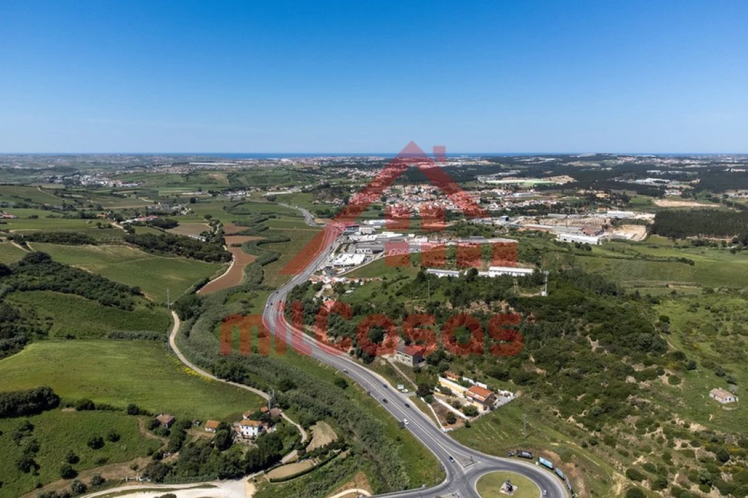 Prédio para Venda em Santa Maria, São Pedro e Matacães Foto 34