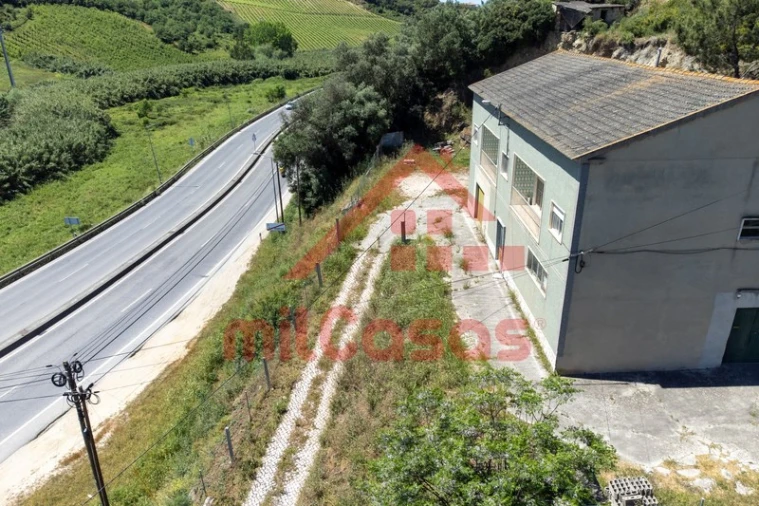 Prédio para Venda em Santa Maria, São Pedro e Matacães Foto 5