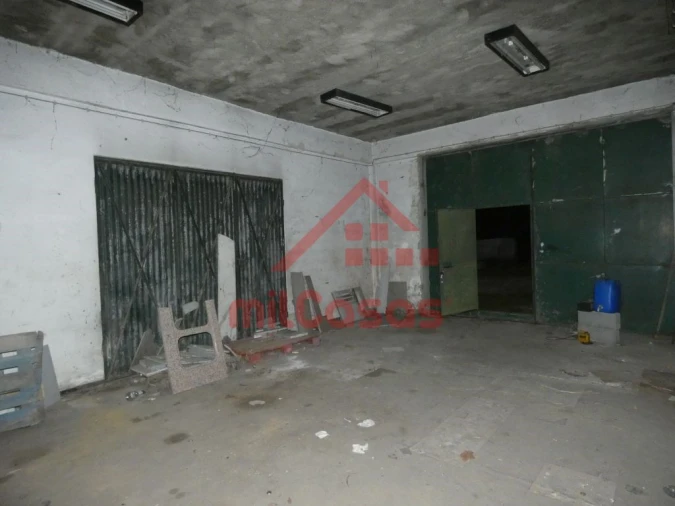 Prédio para Venda em Santa Maria, São Pedro e Matacães Foto 25