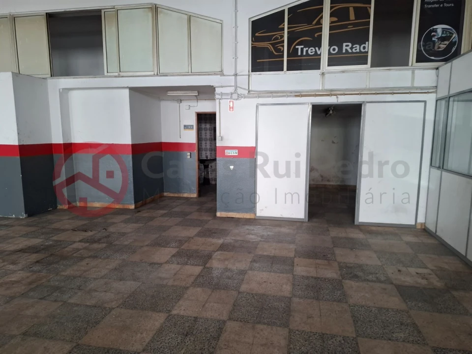 Armazém para Venda em Amora Foto 5