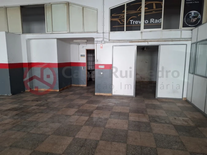 Armazém para Venda em Amora Foto 5