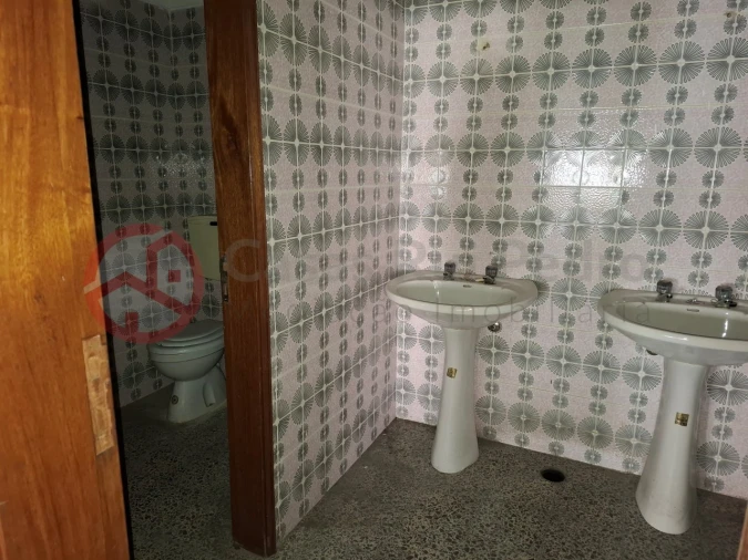 Armazém para Venda em Amora Foto 19