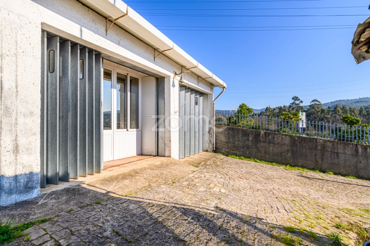 Terreno Comércio / Armazém para Venda em Agrela Foto 21