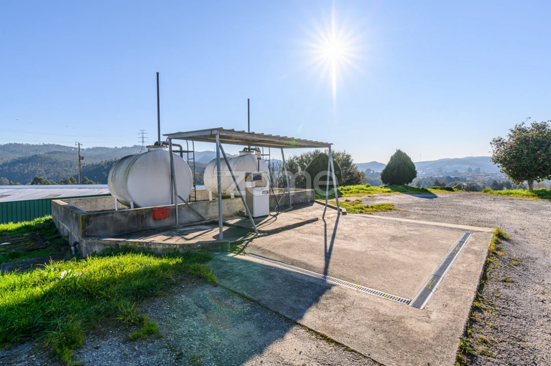 Terreno Comércio / Armazém para Venda em Agrela Foto 32