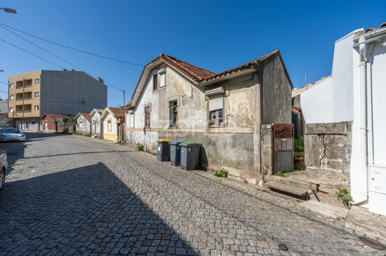 Moradia T3 para Venda em Cidade da Maia Foto 14