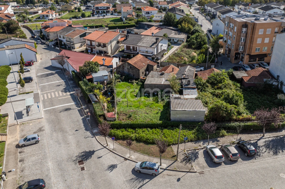 Moradia T3 para Venda em Cidade da Maia Foto 43