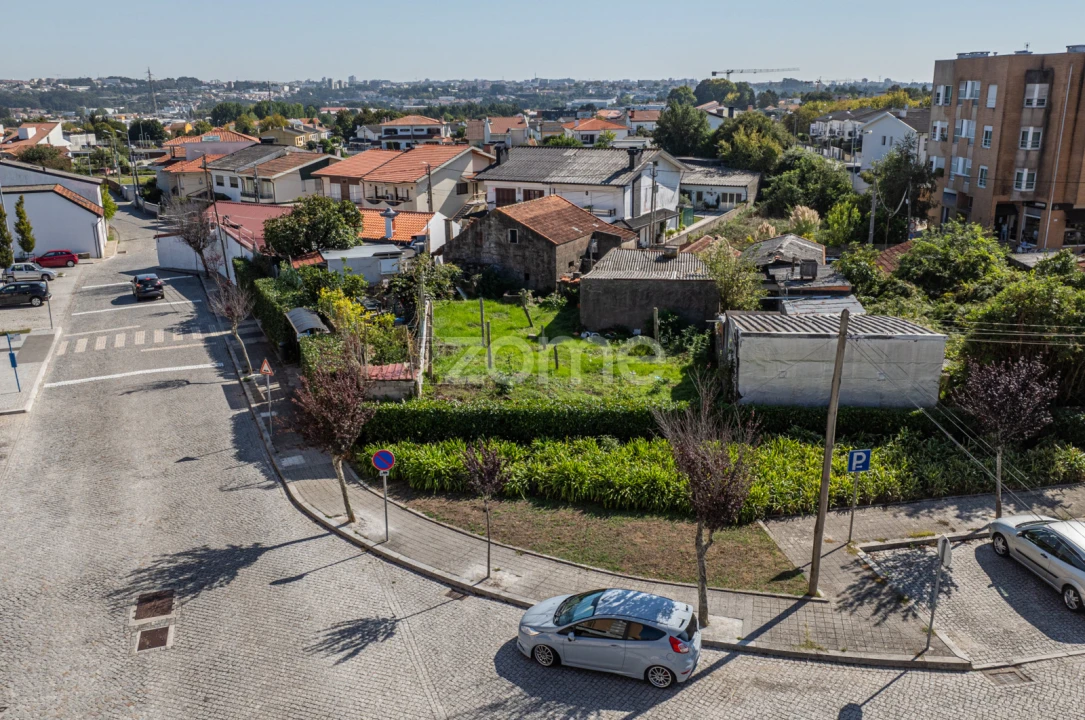 Moradia T3 para Venda em Cidade da Maia Foto 6