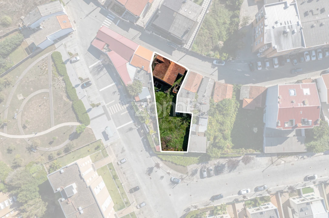 Moradia T3 para Venda em Cidade da Maia Foto 1