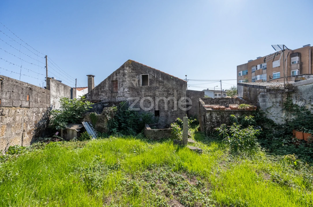 Moradia T3 para Venda em Cidade da Maia Foto 21