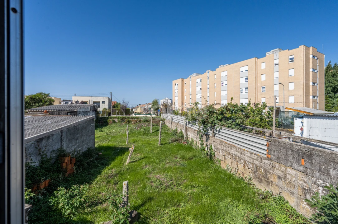 Moradia T3 para Venda em Cidade da Maia Foto 29