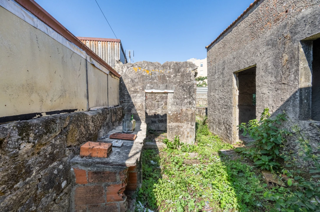 Moradia T3 para Venda em Cidade da Maia Foto 33