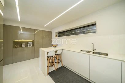 Moradia T3 para Venda em São Vicente (Braga)