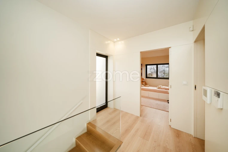 Moradia T3 para Venda em São Vicente (Braga) Foto 23