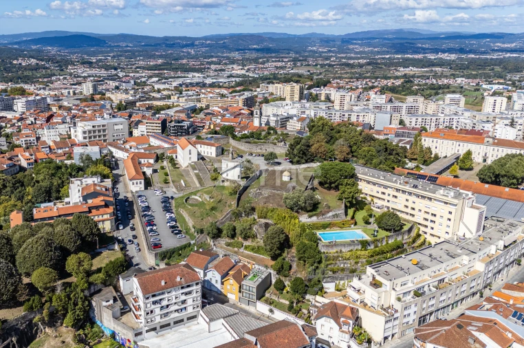 Moradia T3 para Venda em São Vicente (Braga) Foto 47