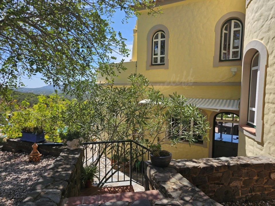 Moradia T5 para Venda em Santa Catarina da Fonte do Bispo Foto 31