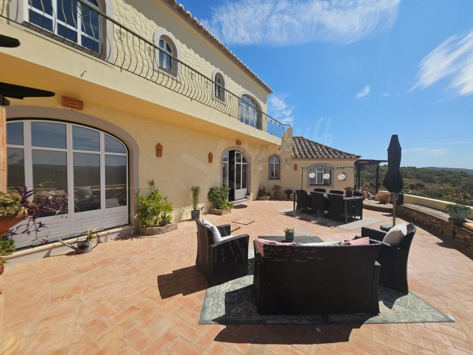 Moradia T5 para Venda em Santa Catarina da Fonte do Bispo Foto 33