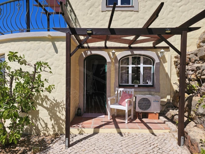 Moradia T5 para Venda em Santa Catarina da Fonte do Bispo Foto 23