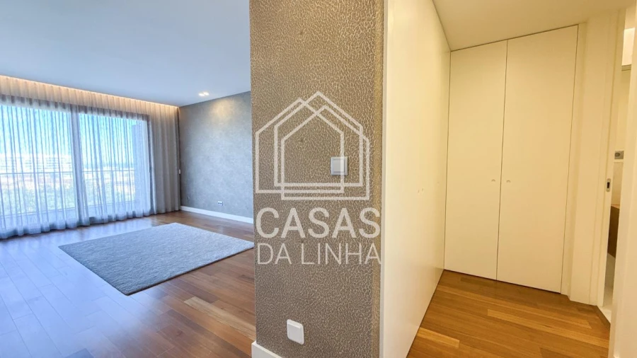 Apartamento T5 para Arrendamento em Moscavide e Portela Foto 18