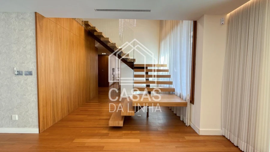 Apartamento T5 para Arrendamento em Moscavide e Portela Foto 8