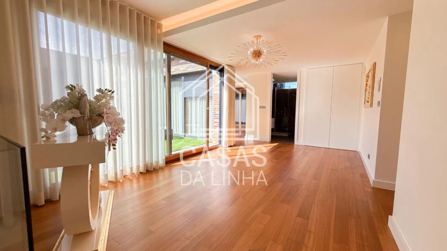 Apartamento T5 para Arrendamento em Moscavide e Portela Foto 20