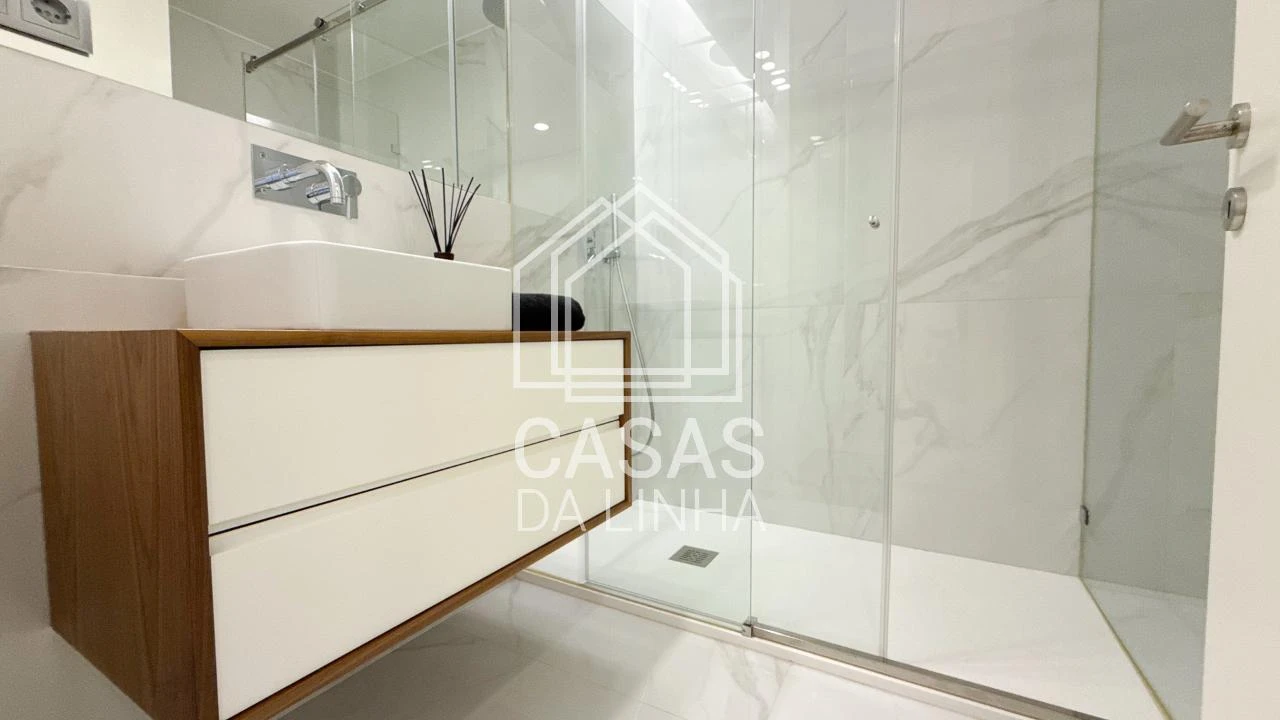 Apartamento T5 para Arrendamento em Moscavide e Portela Foto 25