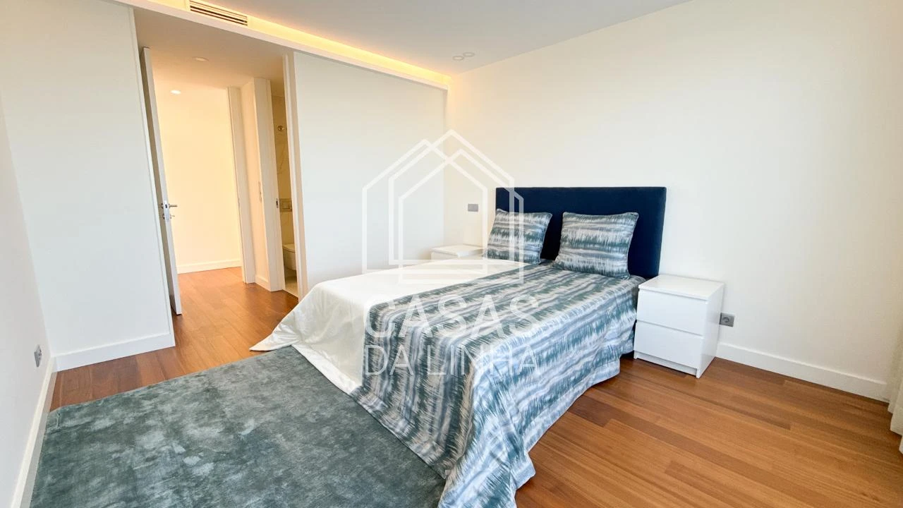 Apartamento T5 para Arrendamento em Moscavide e Portela Foto 26