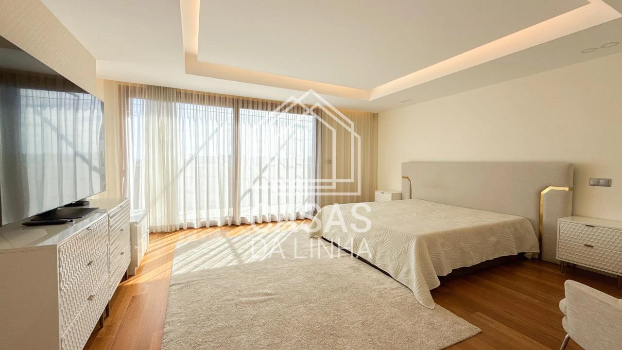 Apartamento T5 para Arrendamento em Moscavide e Portela Foto 22