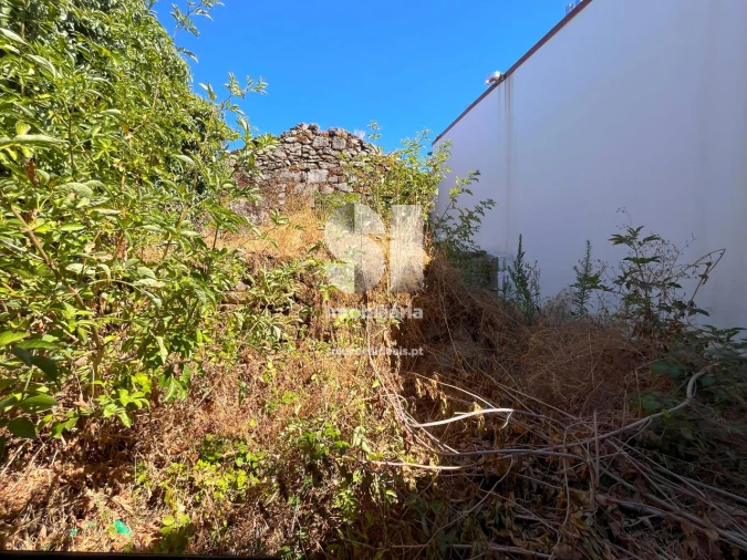 Moradia T2 para Venda em Lordelo Foto 11