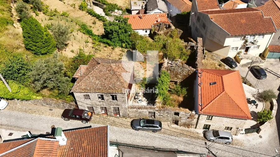 Moradia T2 para Venda em Lordelo