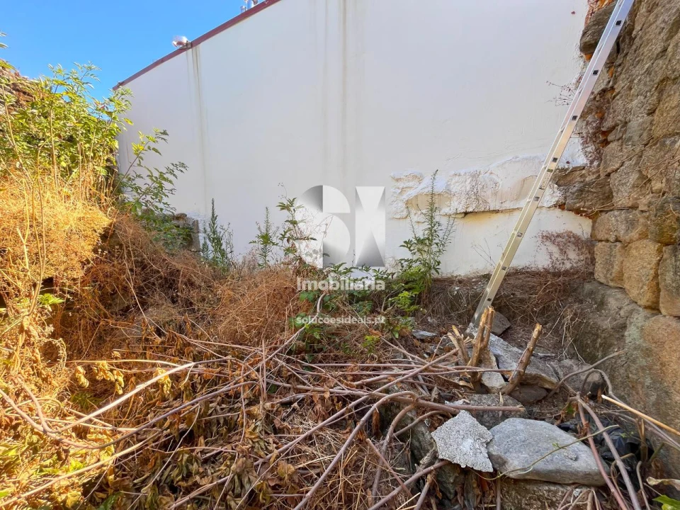 Moradia T2 para Venda em Lordelo Foto 13