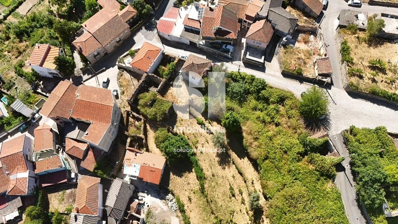 Moradia T2 para Venda em Lordelo Foto 24