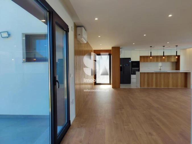 Moradia T3 para Venda em Merelim (São Paio), Panoias e Parada de Tibães Foto 3