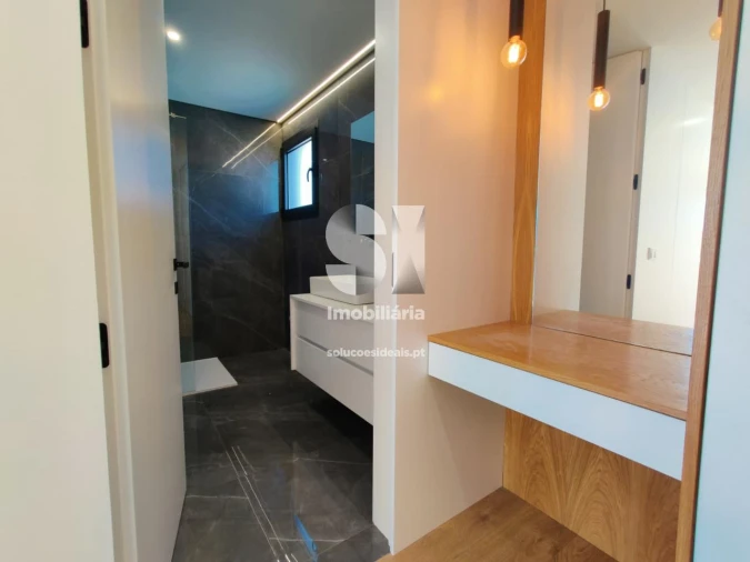 Moradia T3 para Venda em Merelim (São Paio), Panoias e Parada de Tibães Foto 38