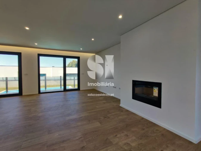 Moradia T3 para Venda em Merelim (São Paio), Panoias e Parada de Tibães Foto 23